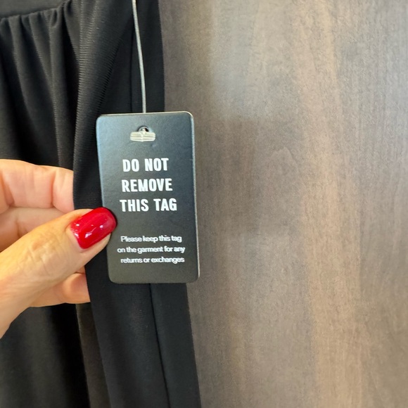 Express Crewneck Ruffle Babydoll Mini Dress NWT Size XS - Black - Picture 11 of 12